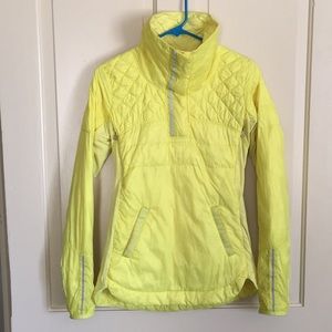 🌹Lululemon Down Pull Over🌹